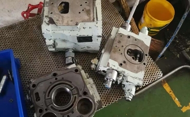 Hydraulic pump valve